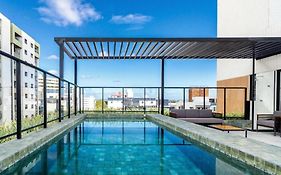 Apartamento Flat, Incrível, 250 M da Praia
